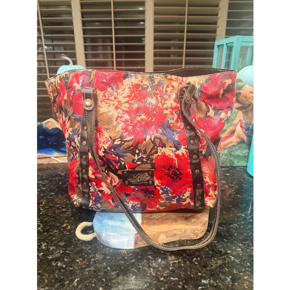 Patricia Nash Floral Canvas & Leather Shoulder Bag Boho Italian Style